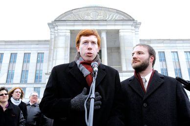 Iowa Supreme Court considers same-sex marriage