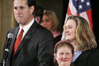Santorum ‘ready to lead,’ announces run