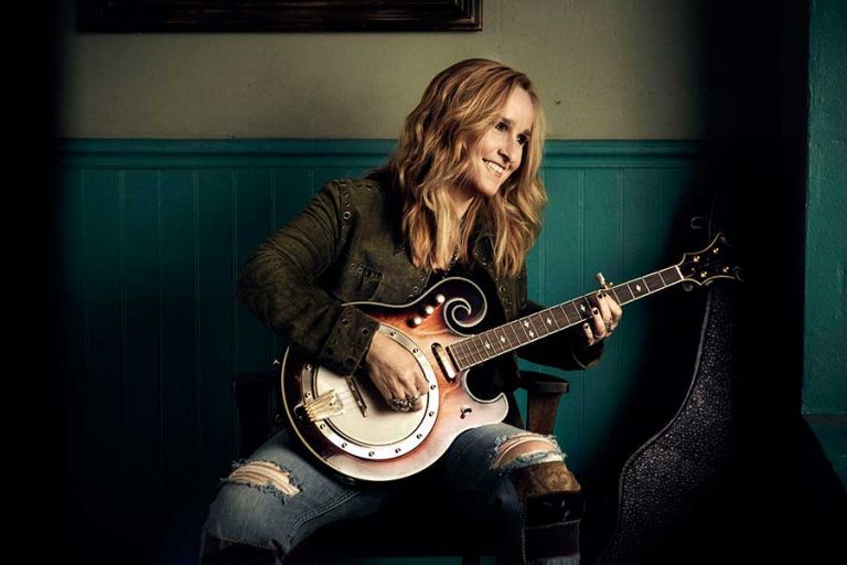 A Little M.E. Time: Melissa Etheridge goes bold in new album