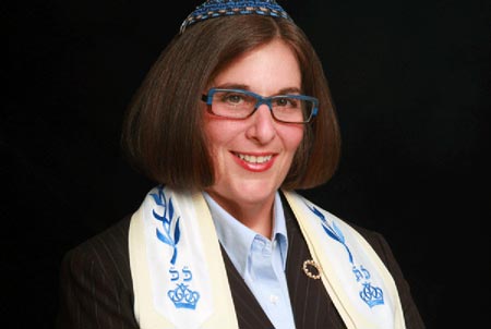 Reform Rabbis name first out leader in Philly