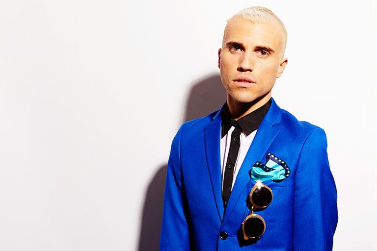 Neon Trees gets up close and personal on summer tour