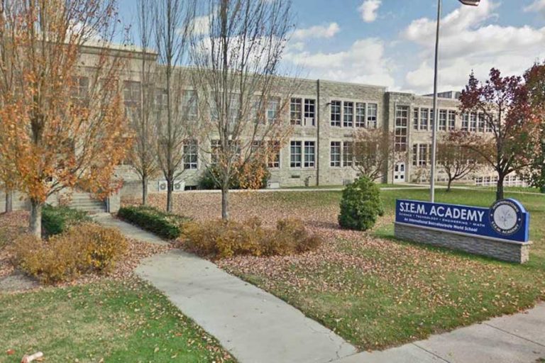 School district acknowledges free-speech violation in abortion flap