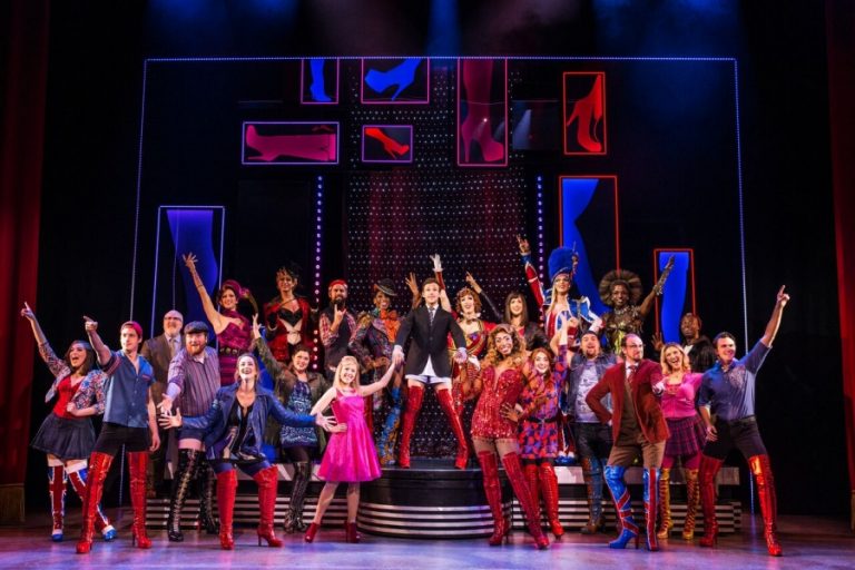 ‘Kinky Boots’ kicks up its heels in Philly