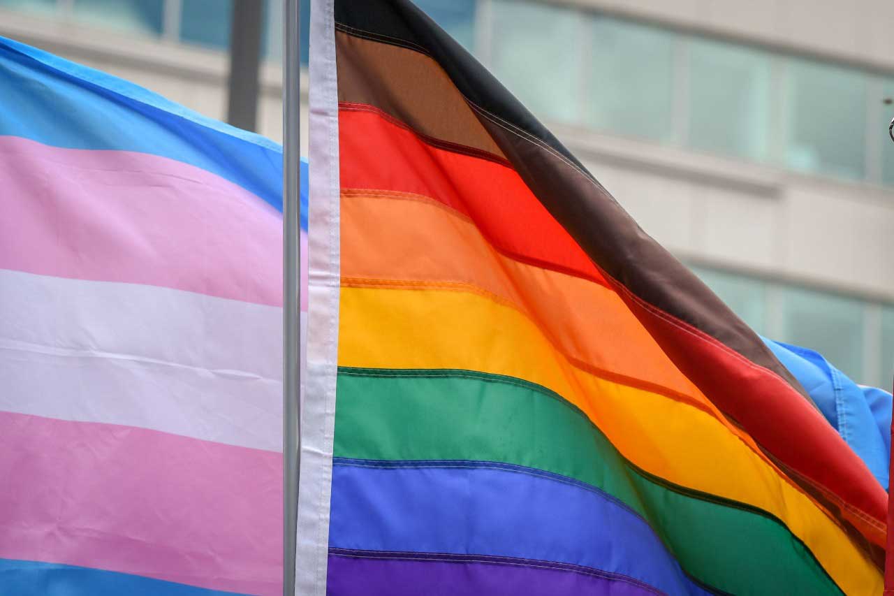 Philly S Pride Flag Makes Waves Around The World Philadelphia Gay News
