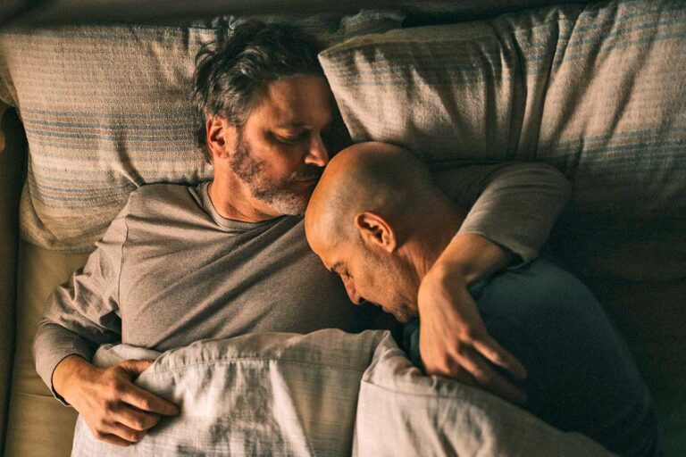 Gay couple navigates dementia in “Supernova”