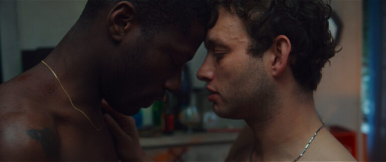 Eat the Night scene shows from left Erwan Kepoa Falé and Théo Cholbi about to kiss.